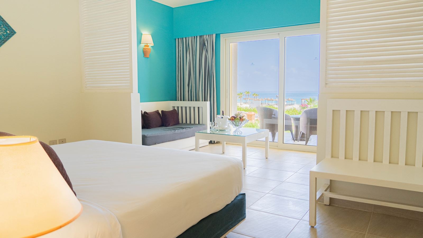 rooms-deluxe-room