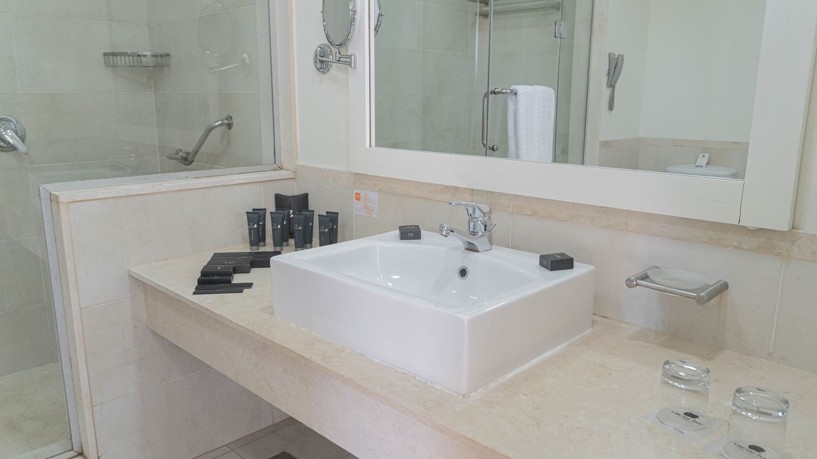 rooms-royal-suite