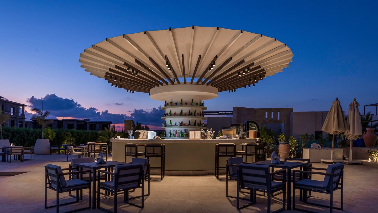 bars-med-pool-bar
