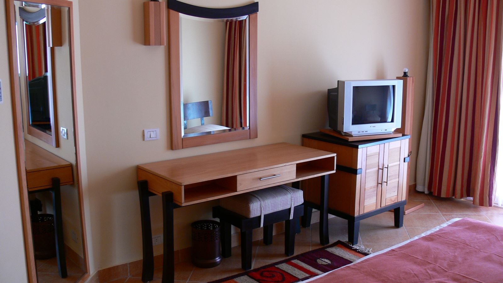 rooms-standard-rooms