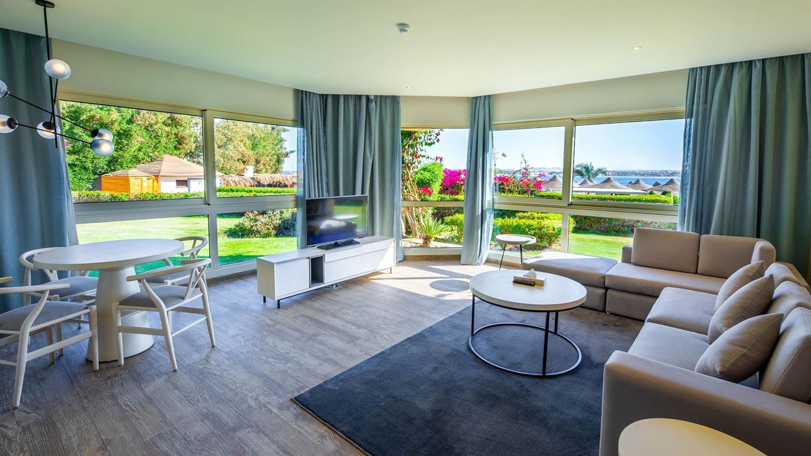 rooms-royal-suite