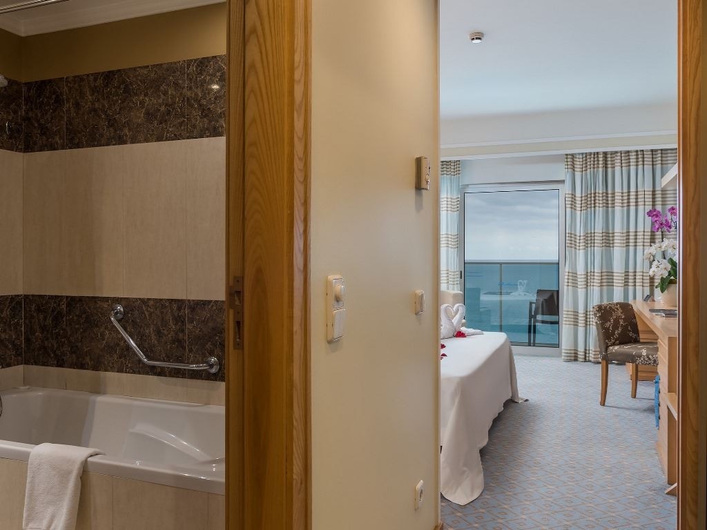 rooms-classic-superior