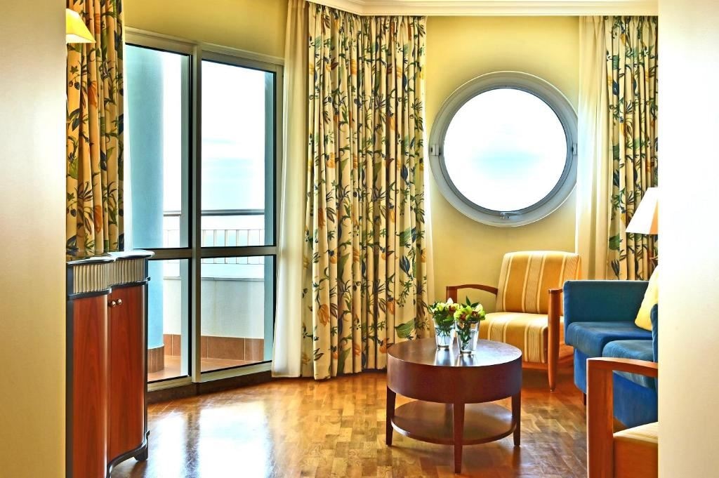 rooms-suite