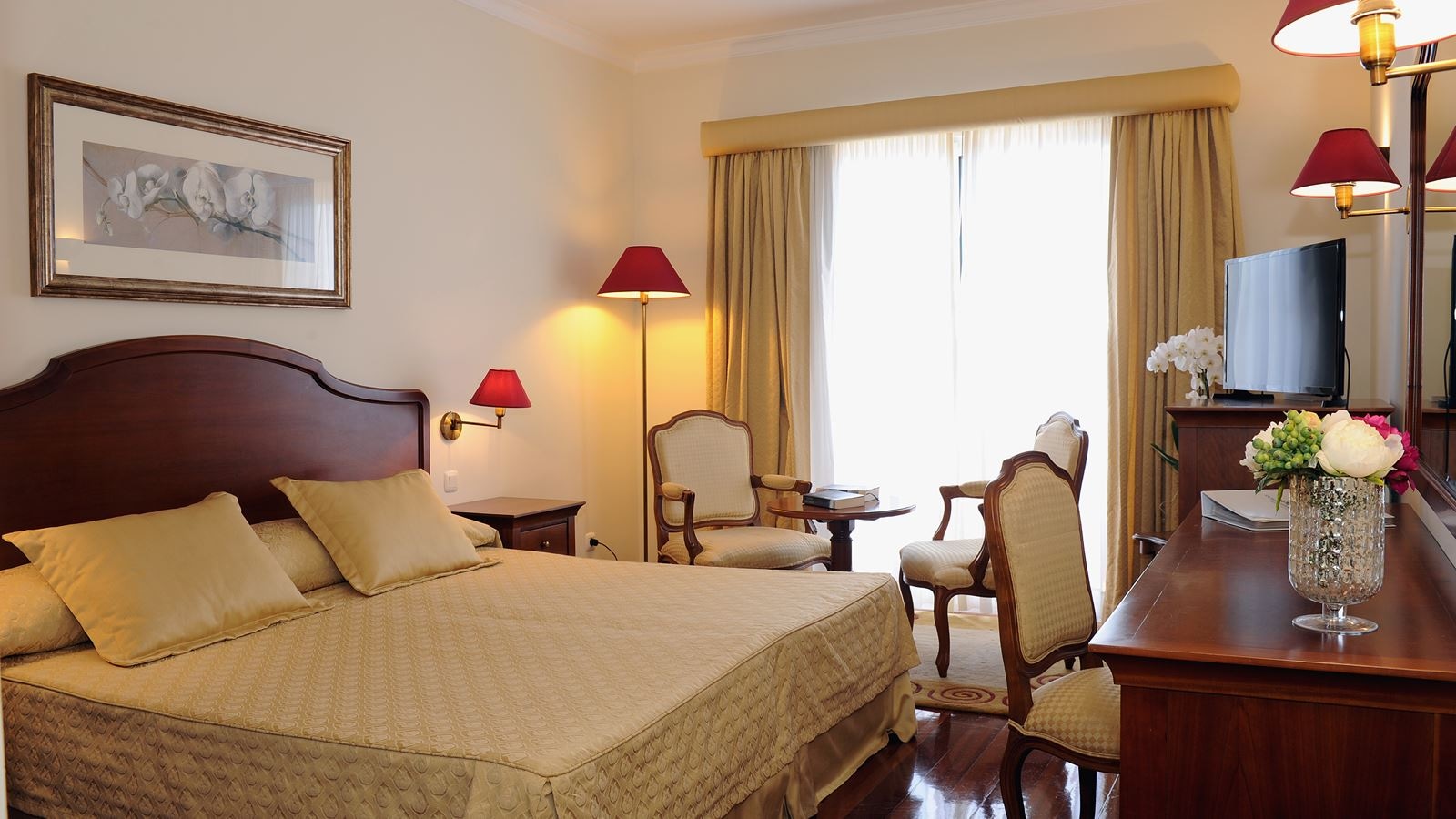 rooms-dv--twin-sea-viewbalcony