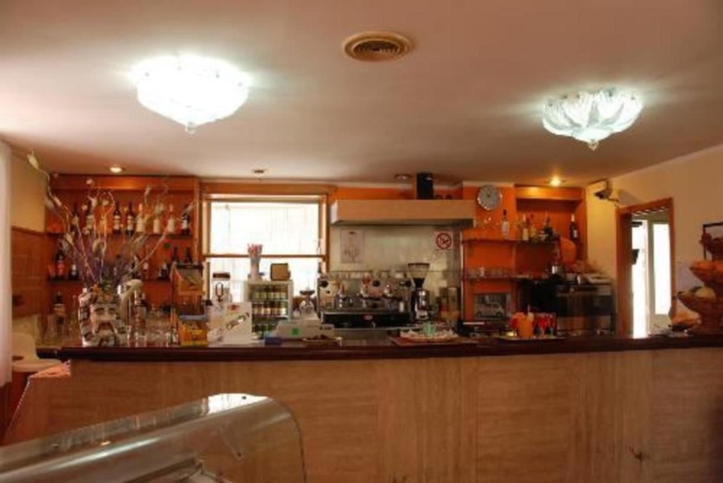 bars-bar