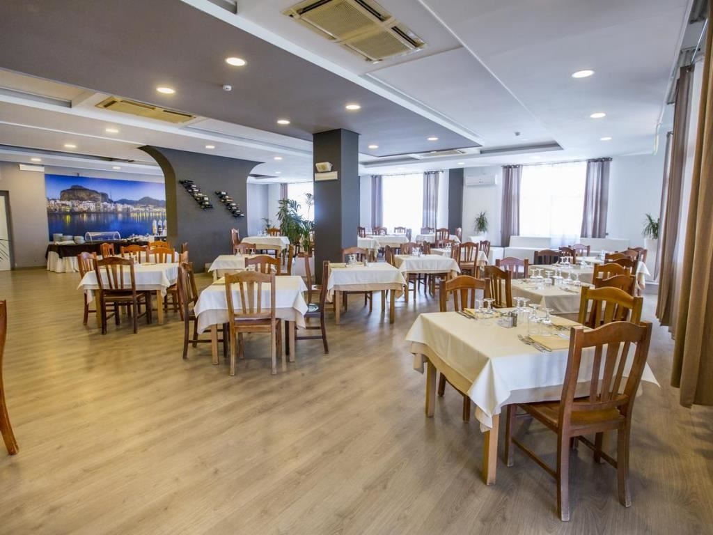 restaurants-restaurant