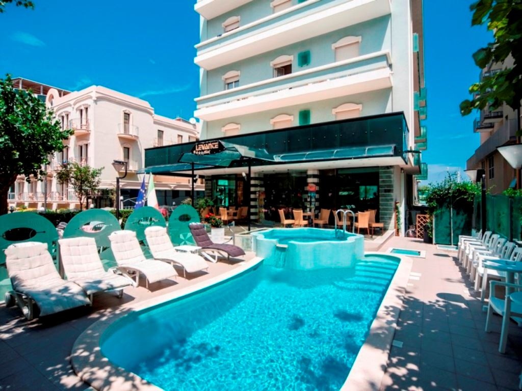 pools-outdoor-pool
