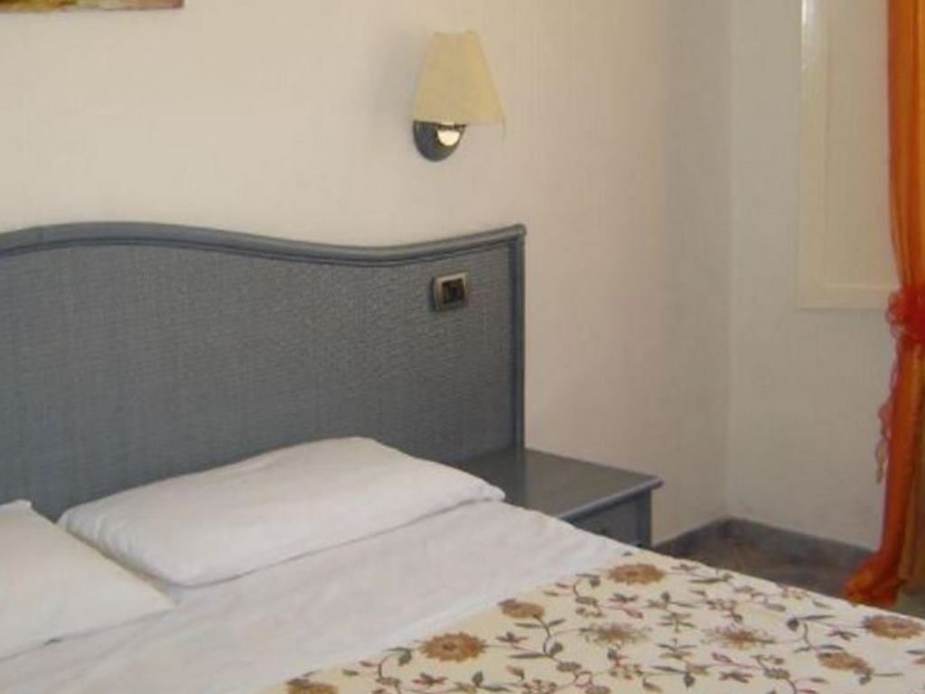 rooms-promo-room