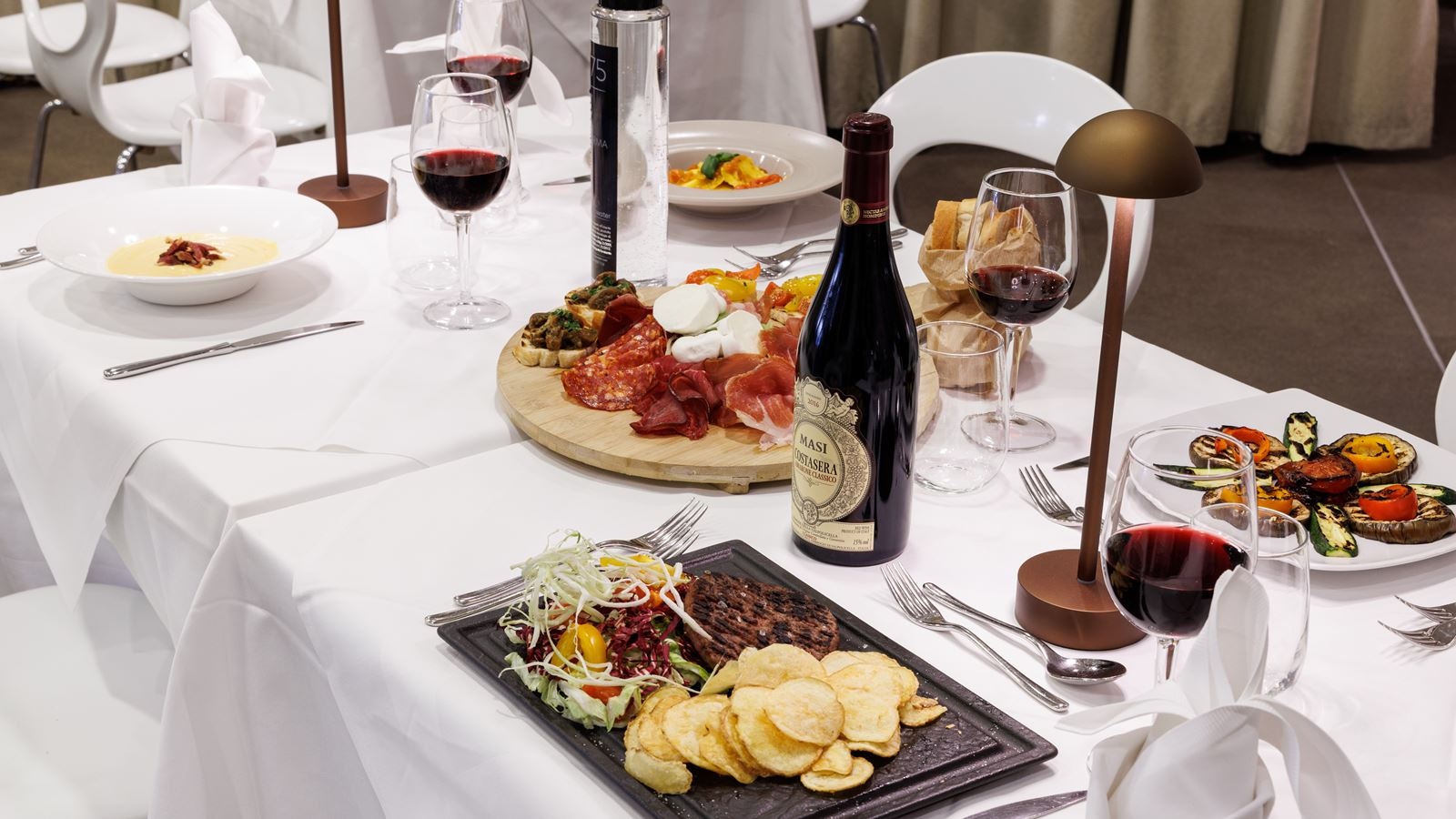 restaurants-restaurants