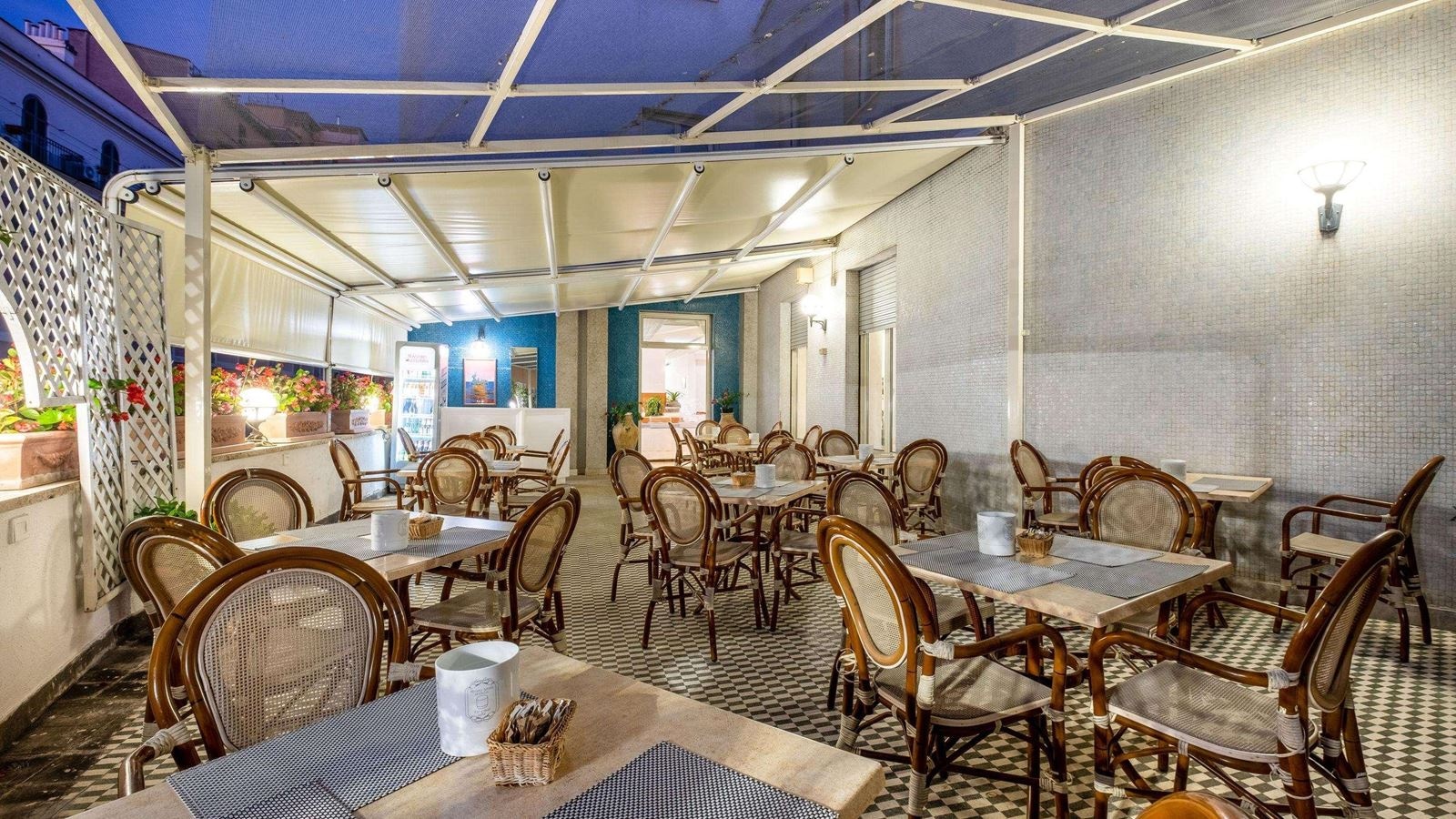 restaurants-restaurants