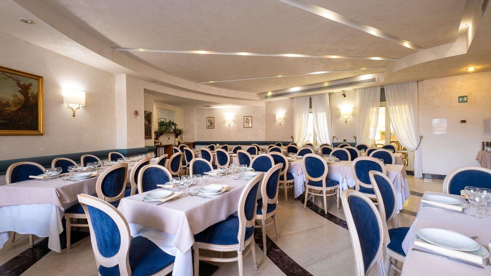 restaurants-restaurants