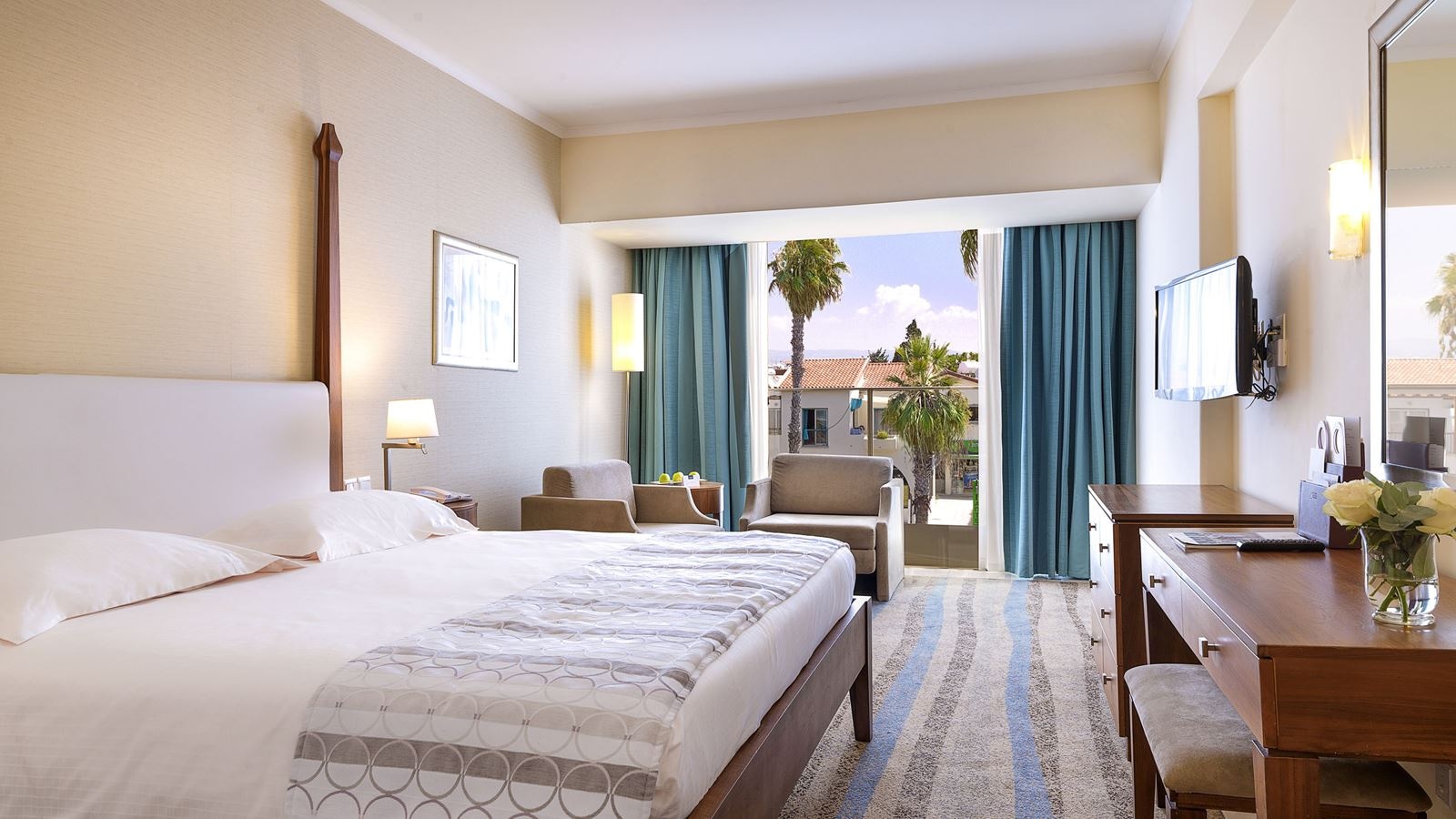 rooms-deluxe-double-land-view