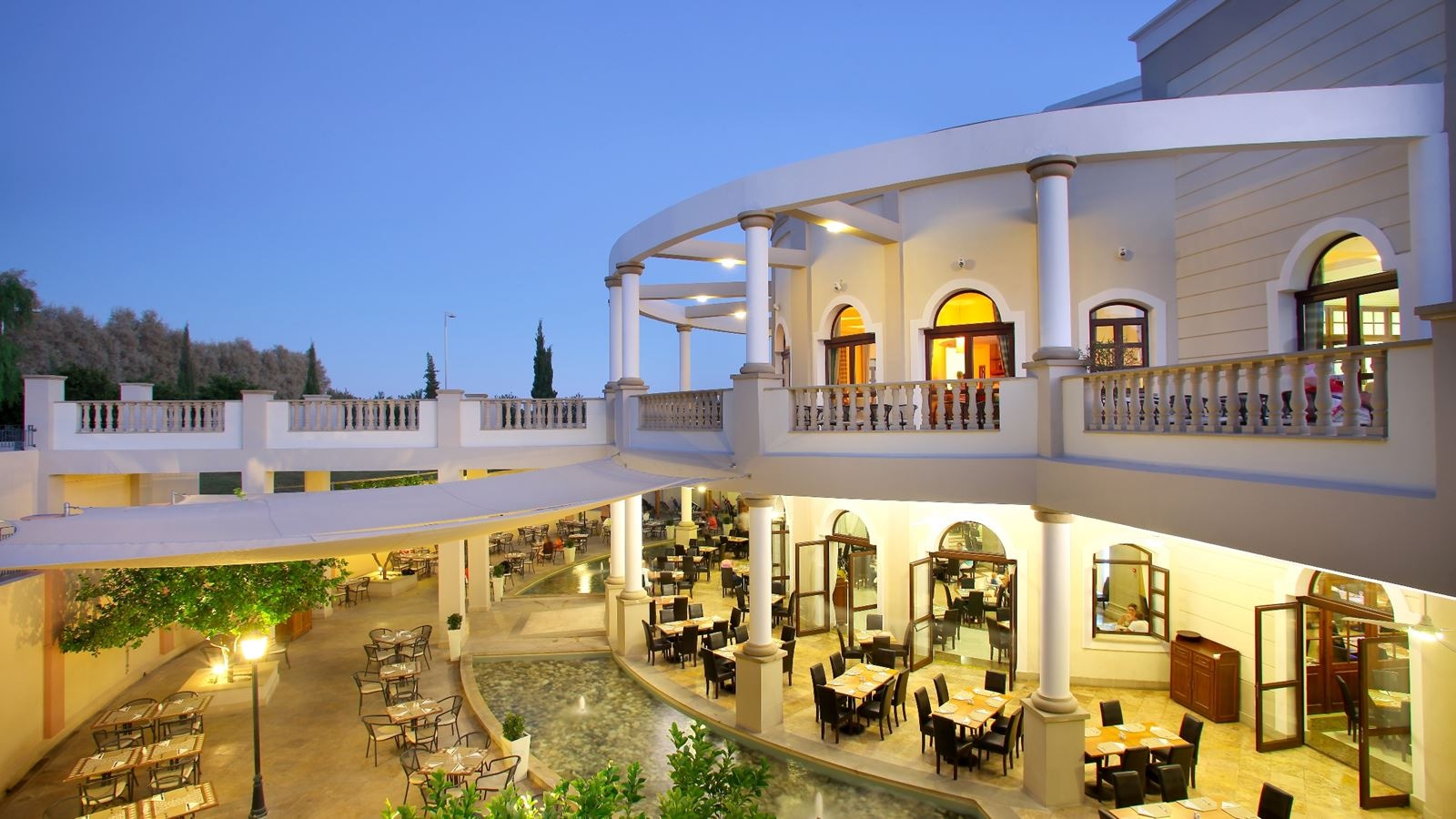 restaurants-pantheon-restaurant