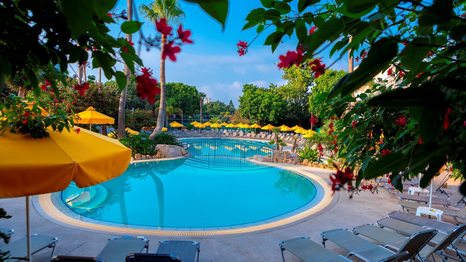 pools-outdoor-pool