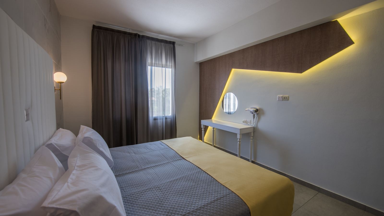 rooms-one-bedroom