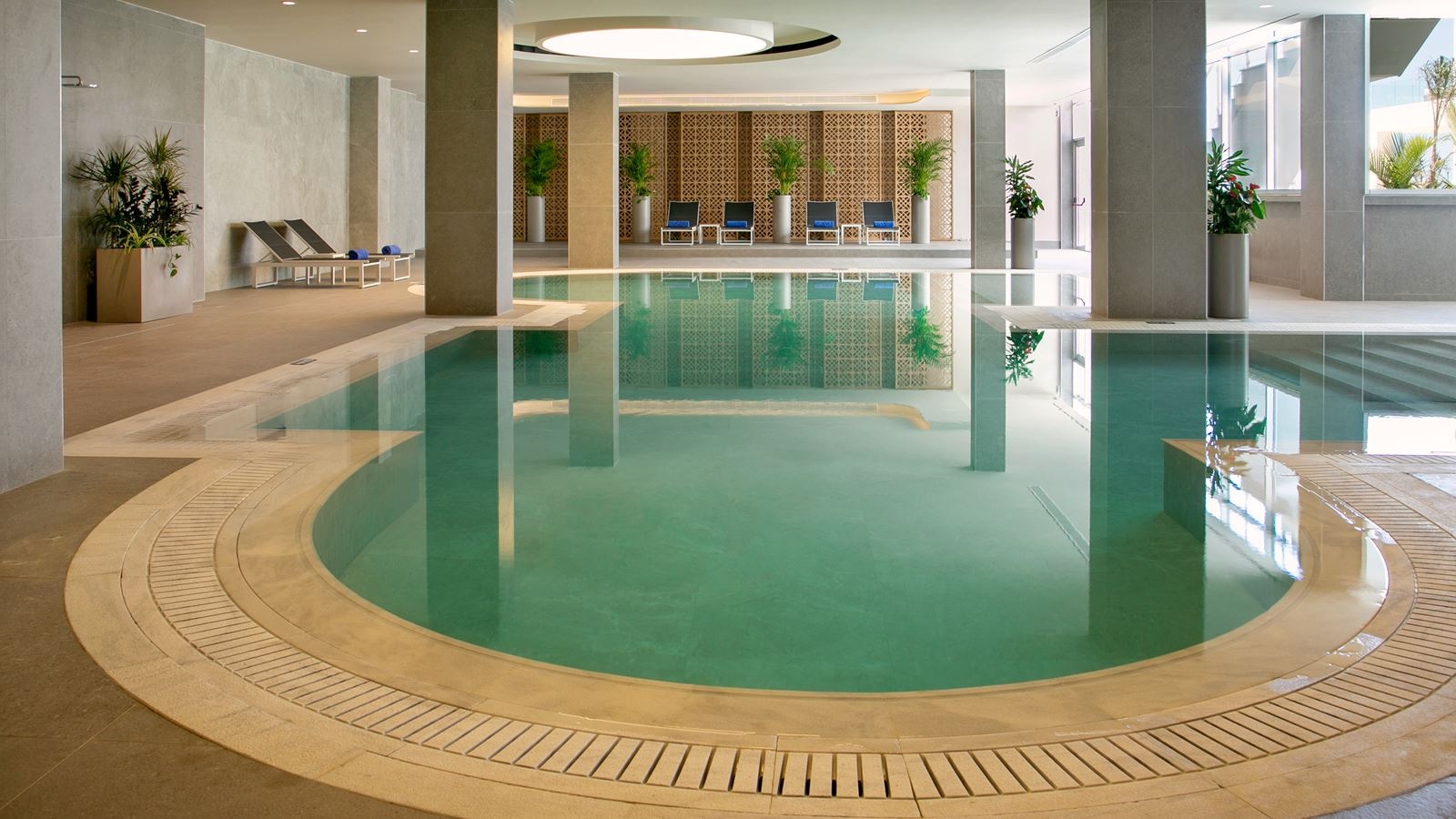 pools-indoor-pool