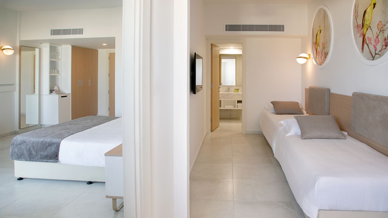 rooms-superior-family-room-sea-view-balcony-or-terrace