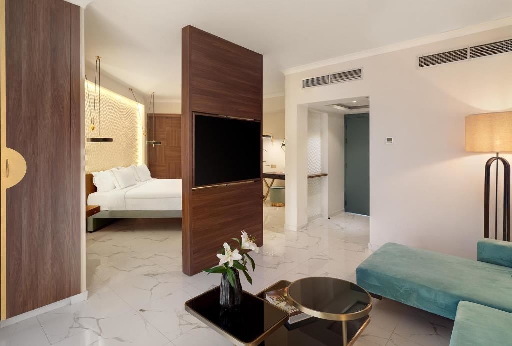 rooms-executive-suite-sea-view