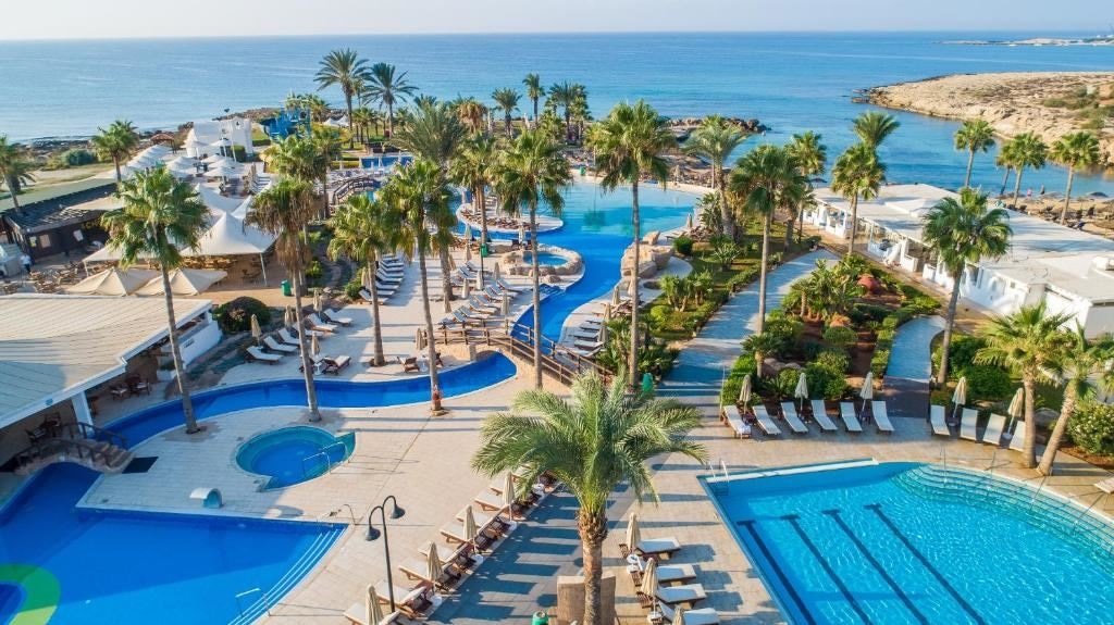 pools-outdoor-pool