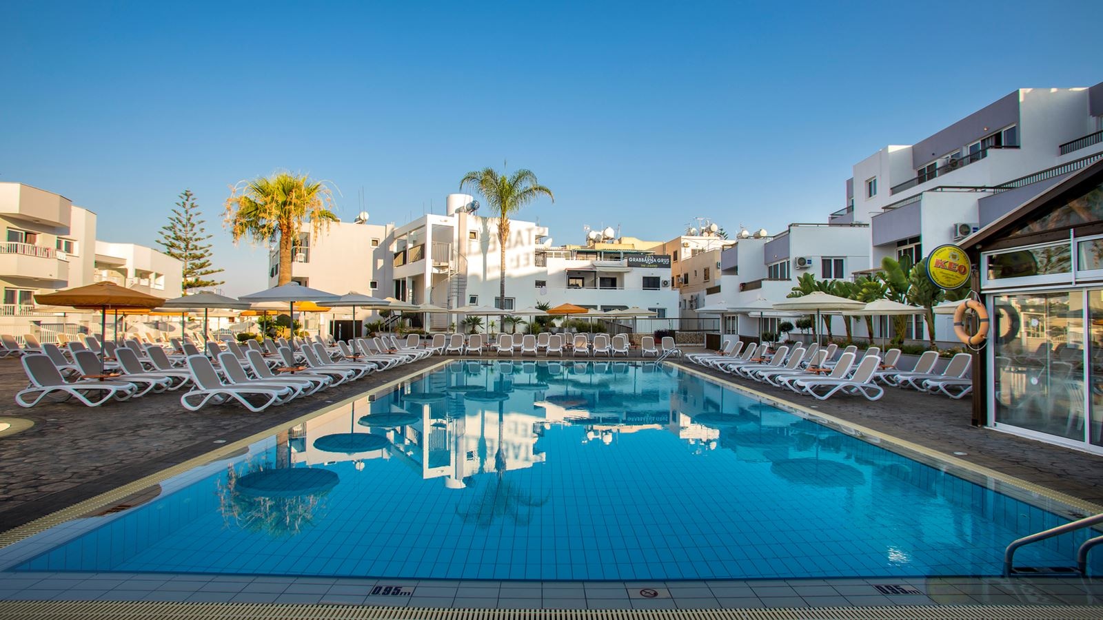 pools-outdoor-pool