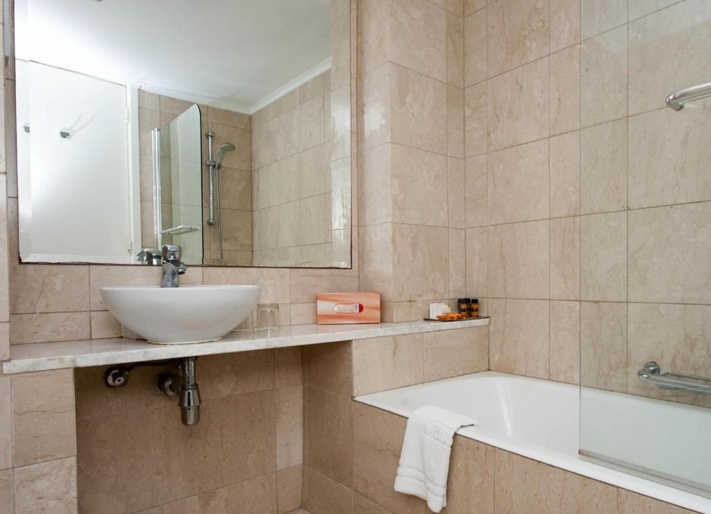 rooms-standard-room-seaview-balcony-or-terrace