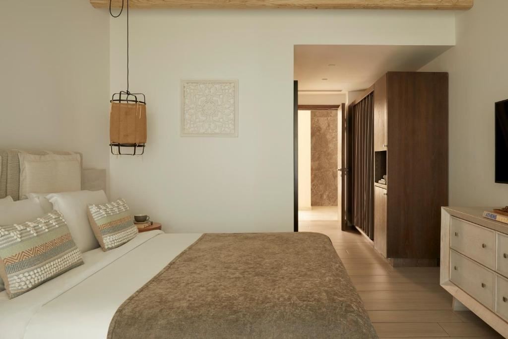 rooms-room-family-residence-sliding-doors
