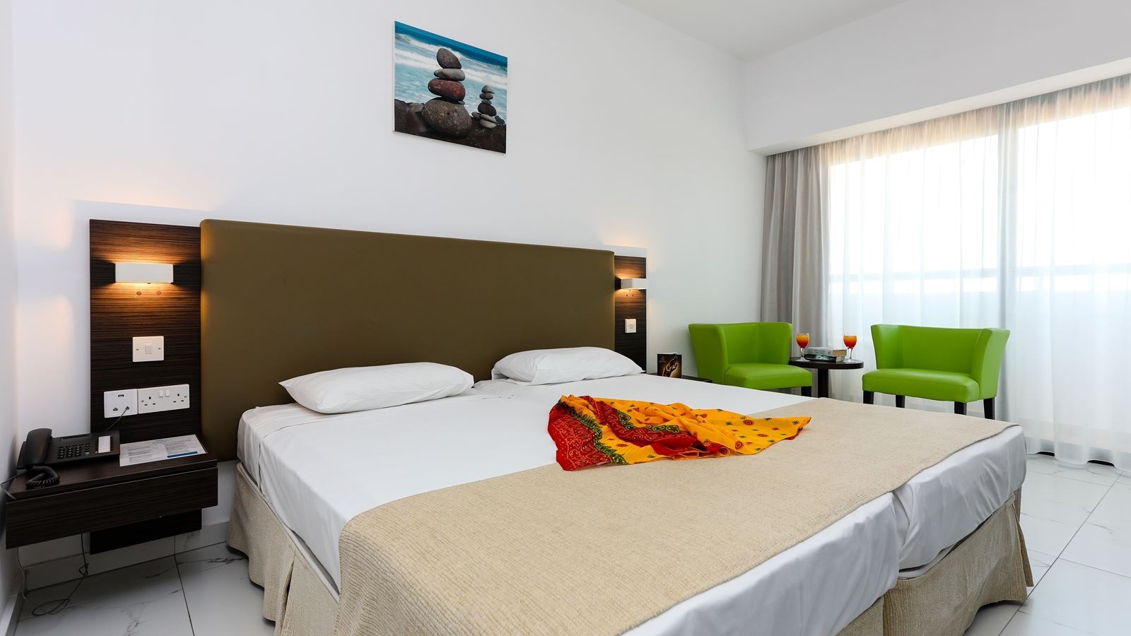 rooms-room-superior-with-balcony