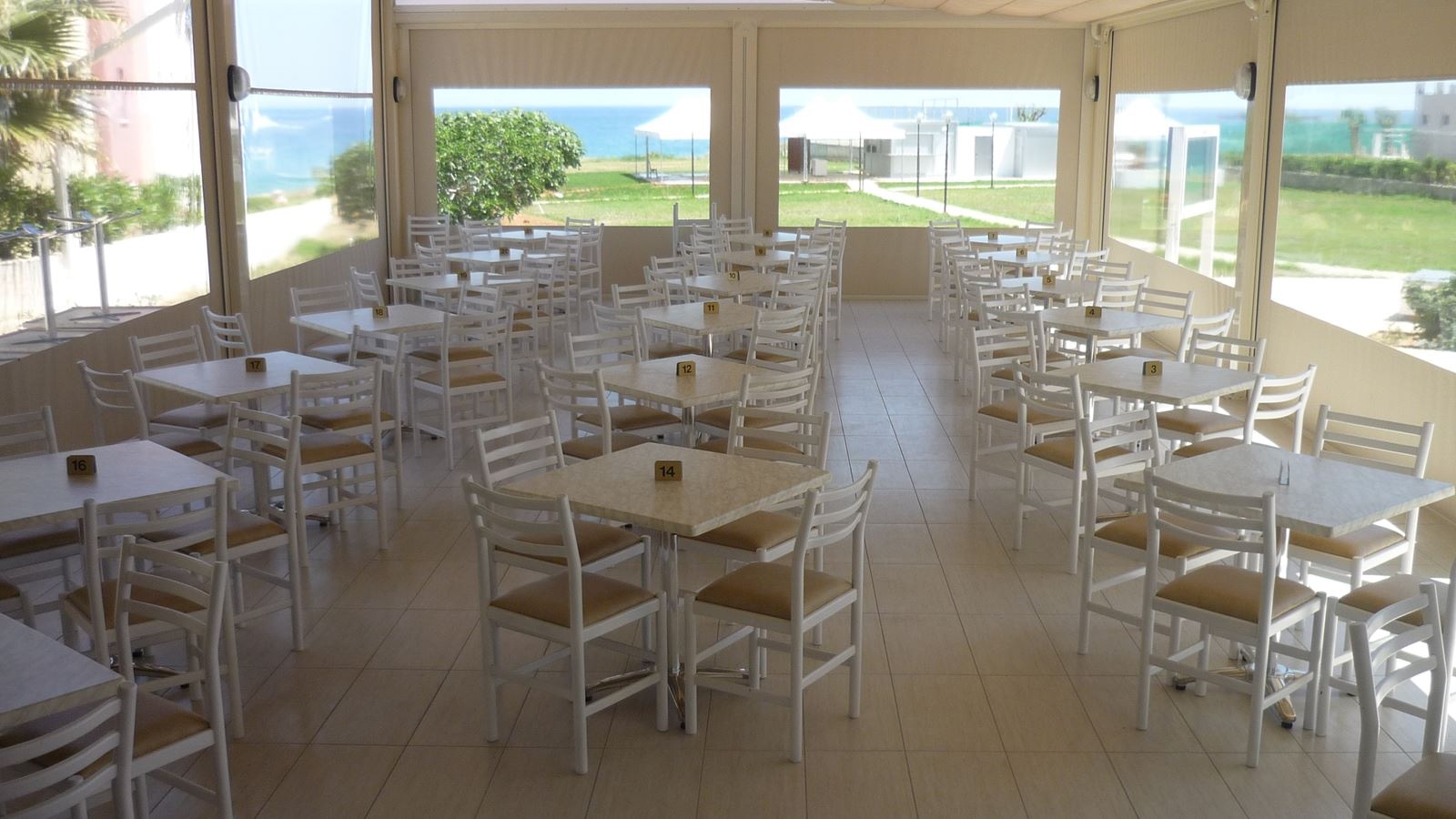 restaurants-main-building