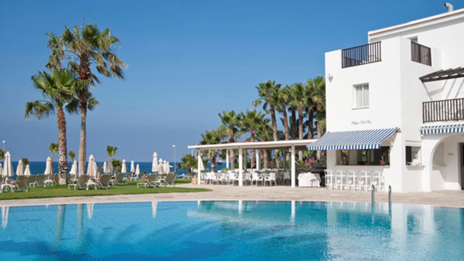 bars-pelagos-pool-bar--restaurant