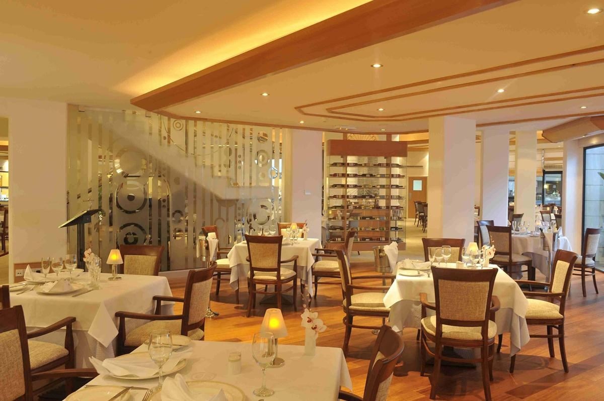 restaurants-dinner