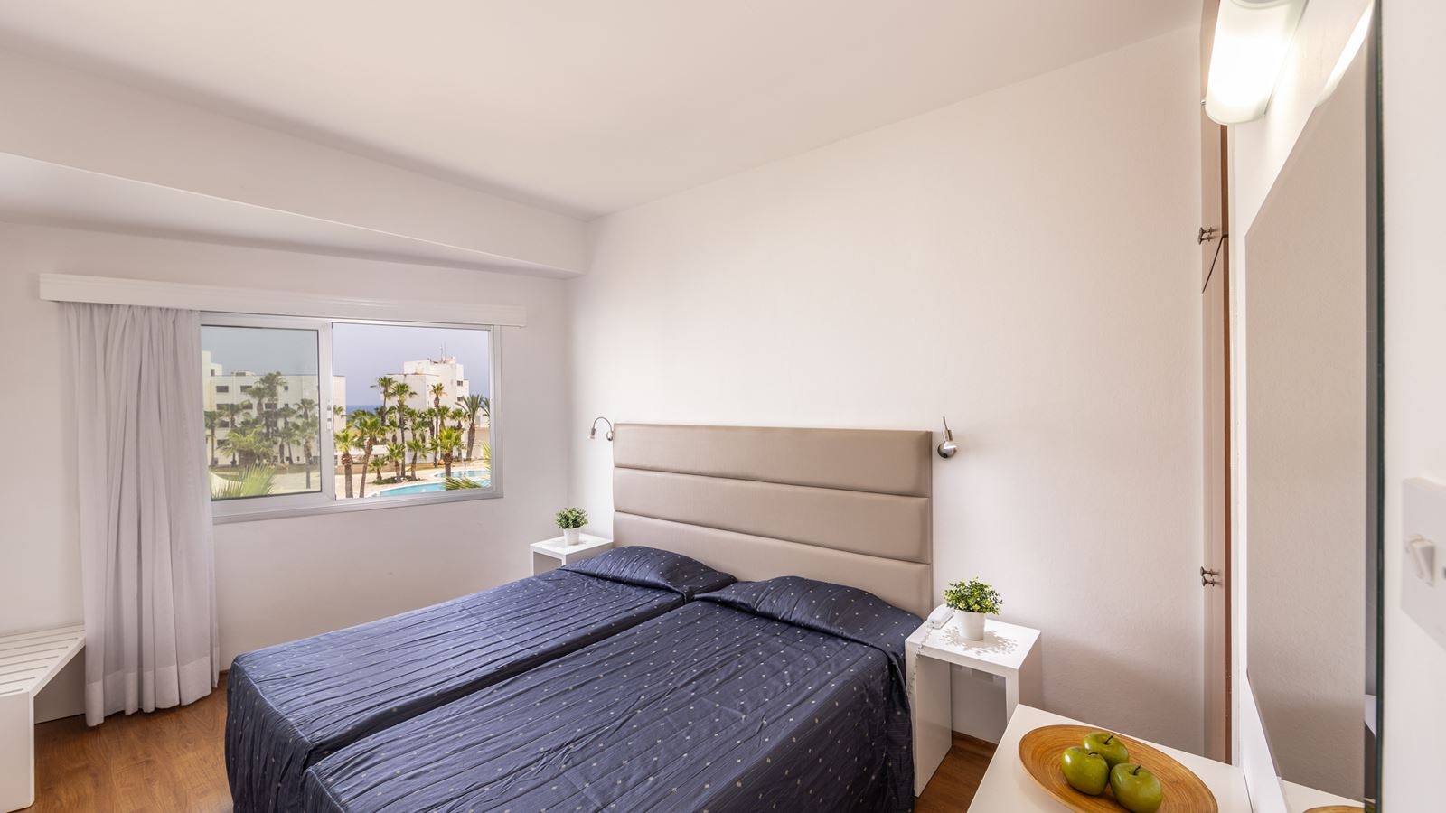 rooms-one-bedroom