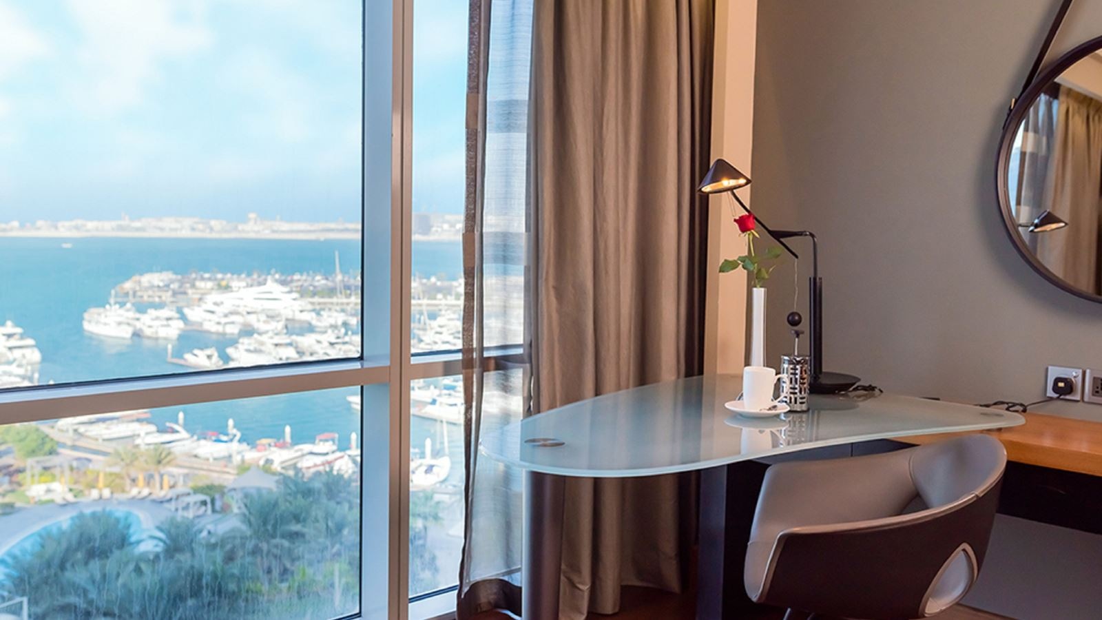 rooms-grand-room