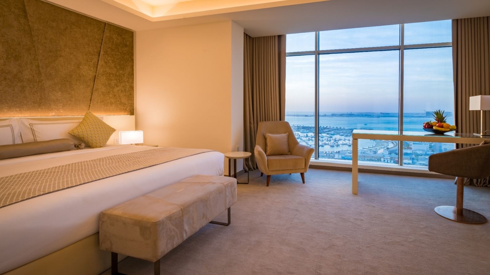 rooms-deluxe-room-sea-view