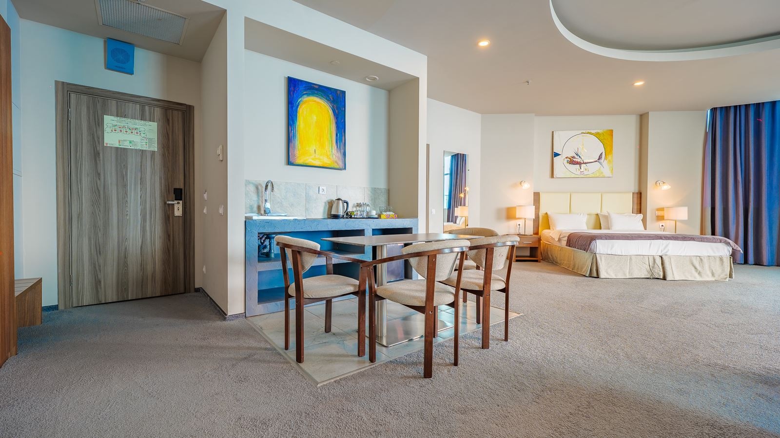 rooms-люкс-студио-морской