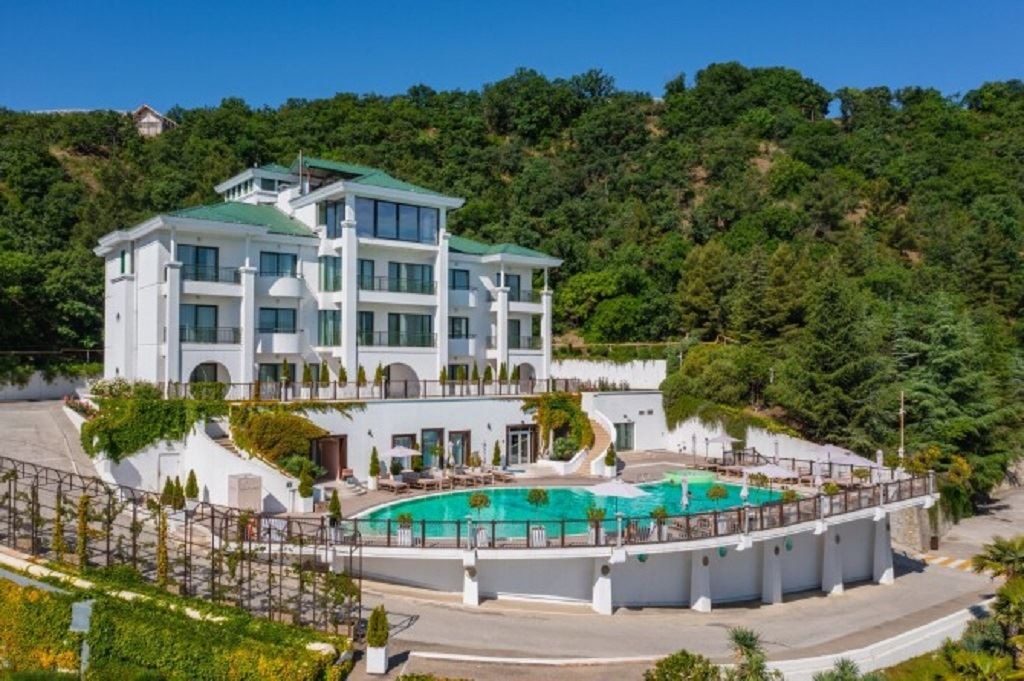 general-main-building