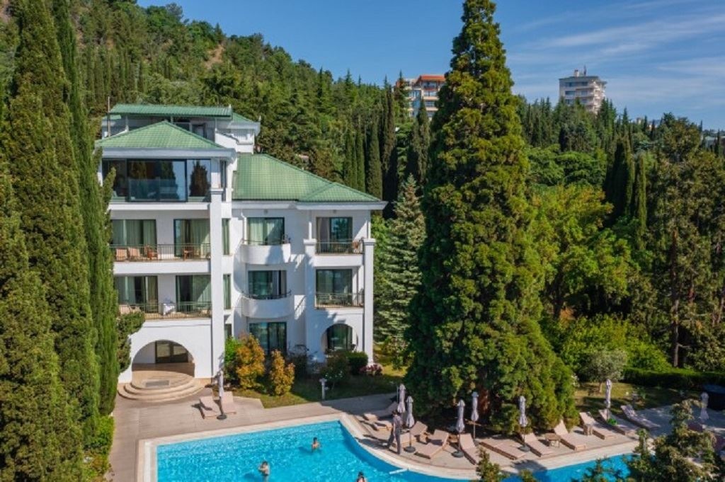 general-main-building