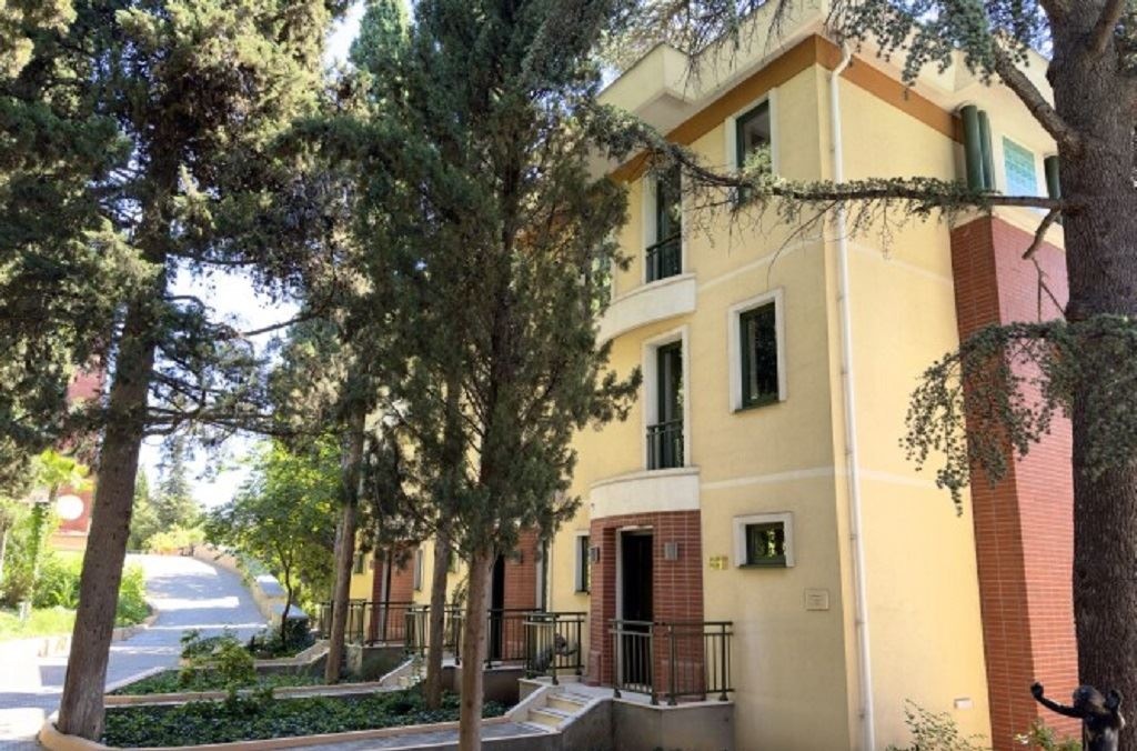 general-main-building