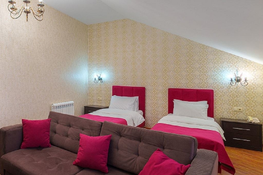 rooms-супериор-с-двумя-односпальными-кроватями-общая-площадь-40-квм