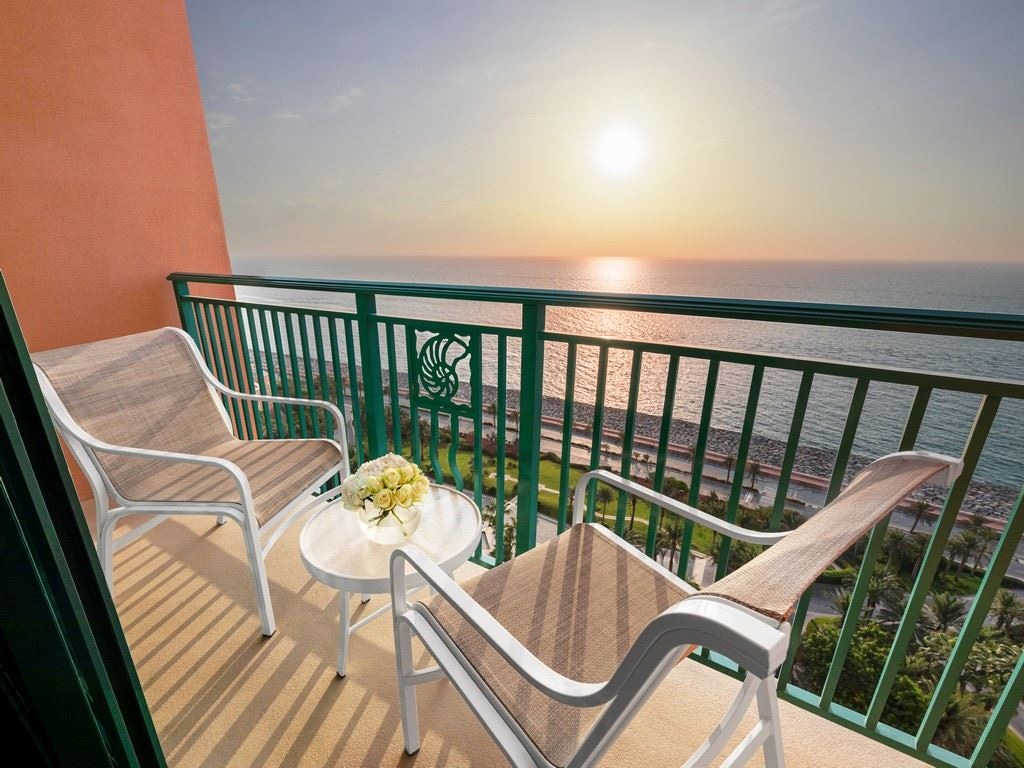rooms-room-imperial-club-queen-ocean