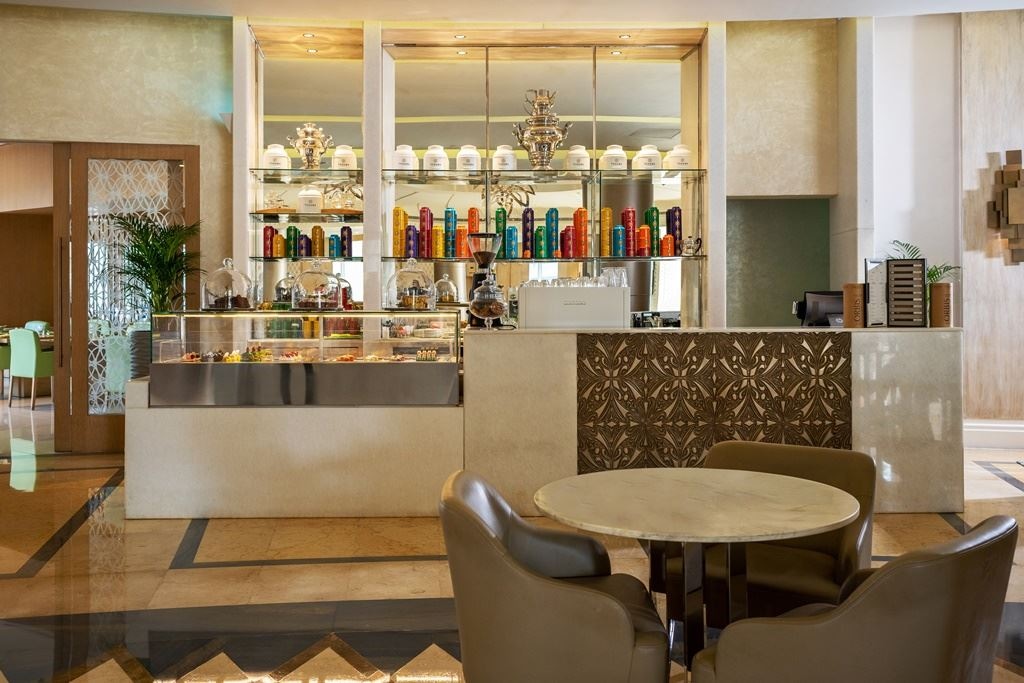 restaurants-acacia-lounge