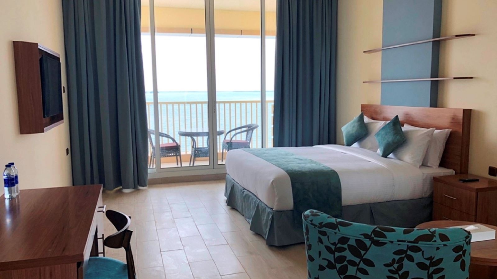 rooms-premium-room