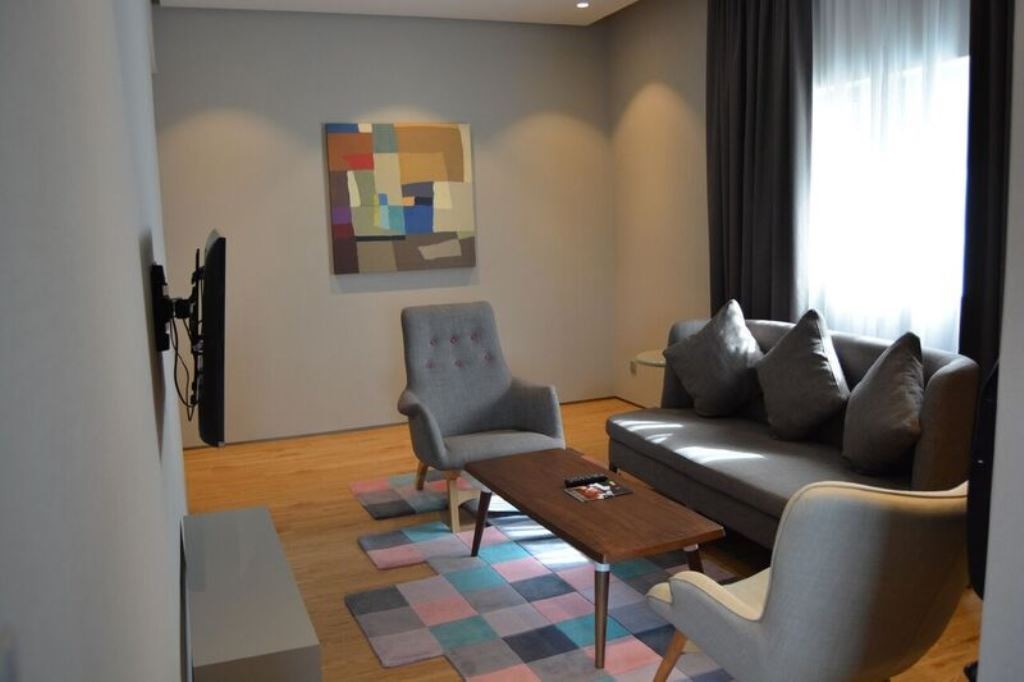 rooms-executive-suite