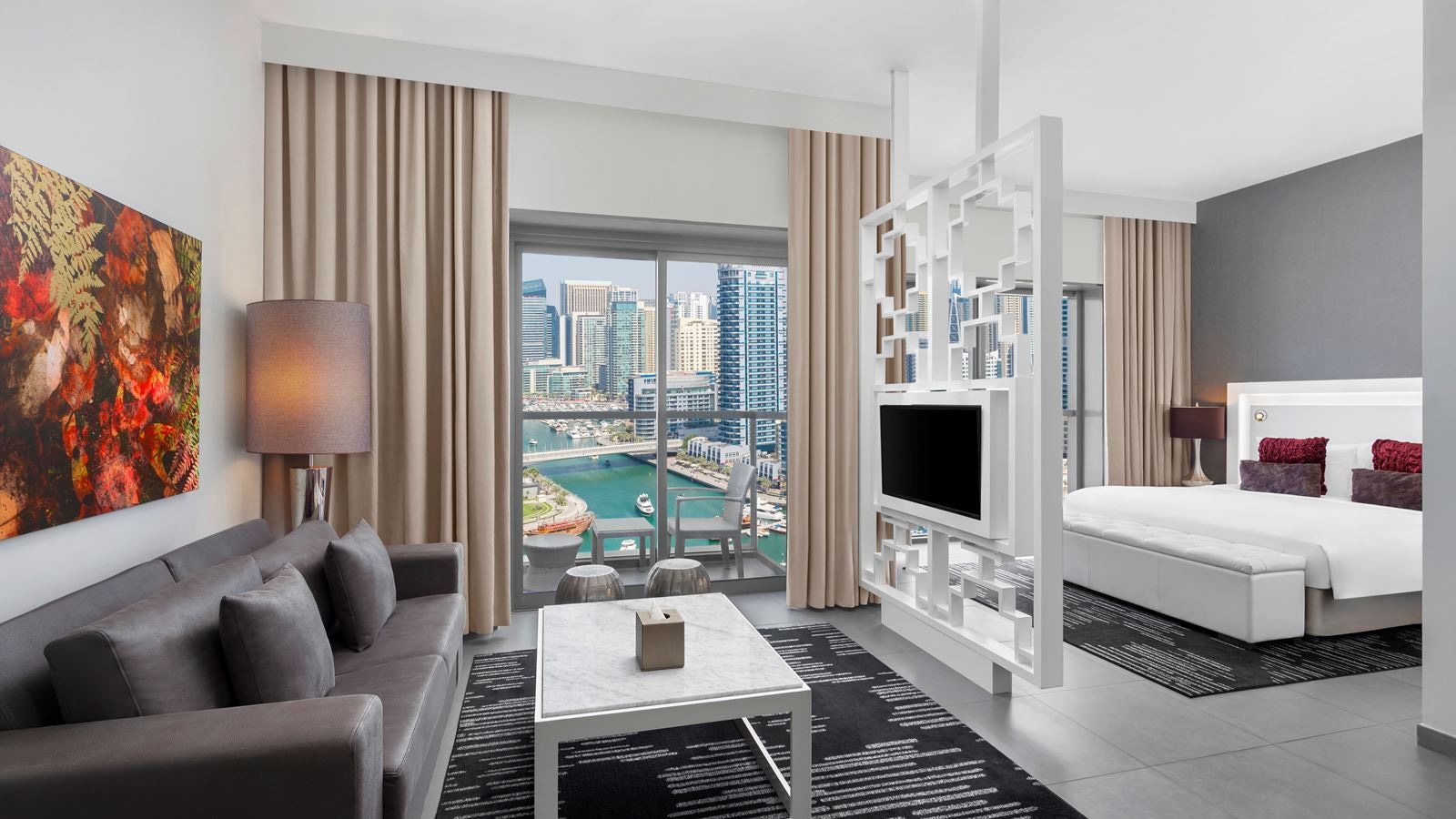 rooms-grand-studio-suite-with-soluna-beach-access