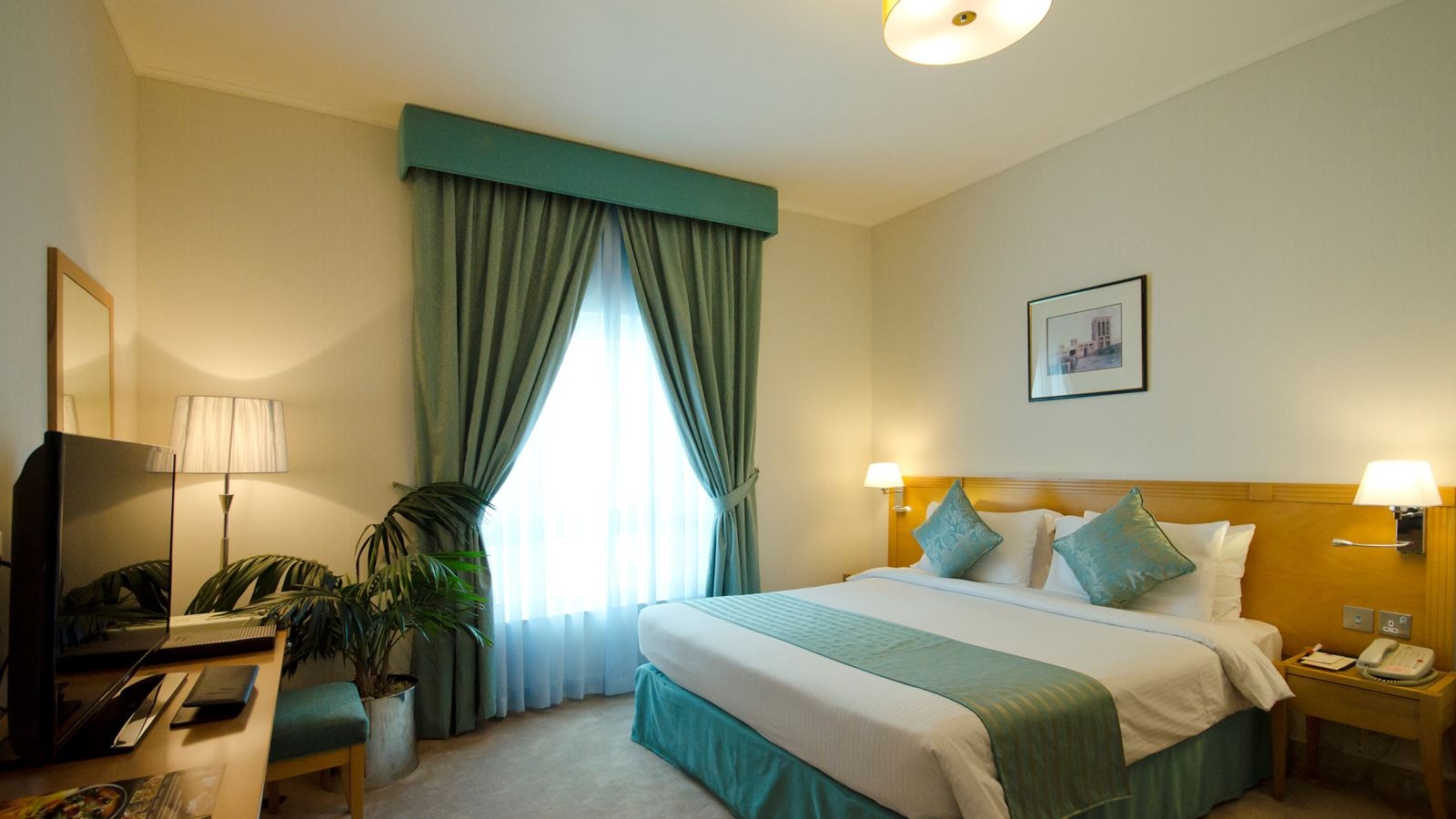 rooms-deluxe-room