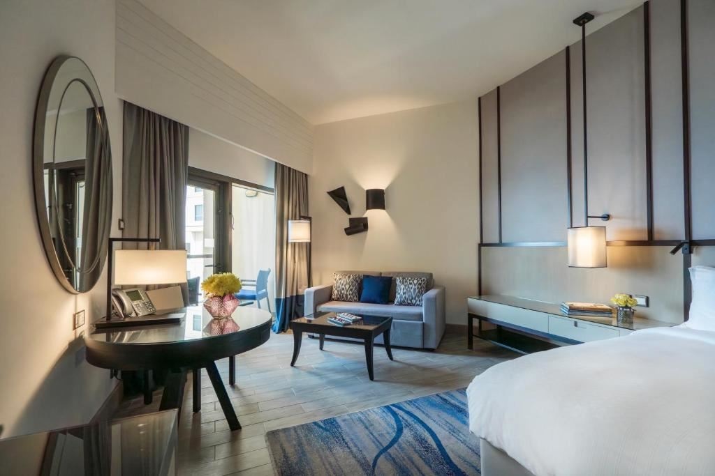 rooms-sea-view-family-interconnecting-room-with-balcony