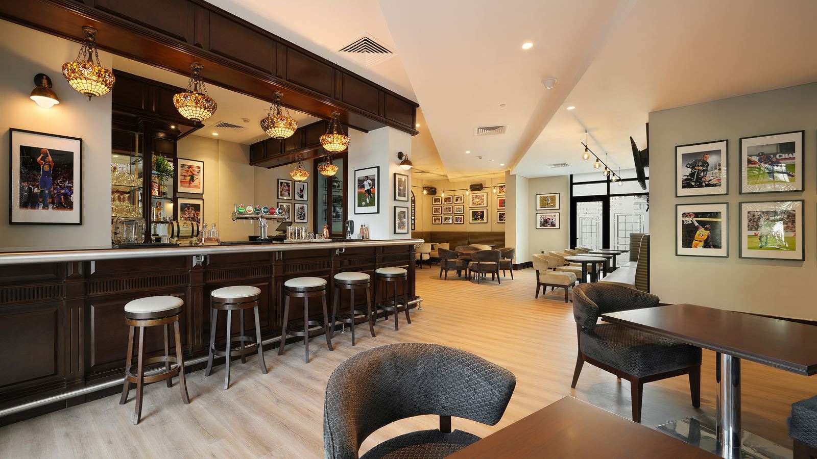 bars-cheers-pub