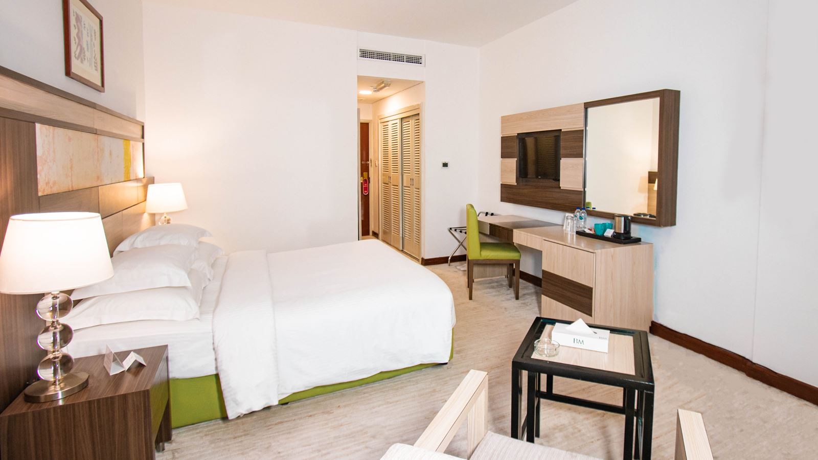 rooms-deluxe-room