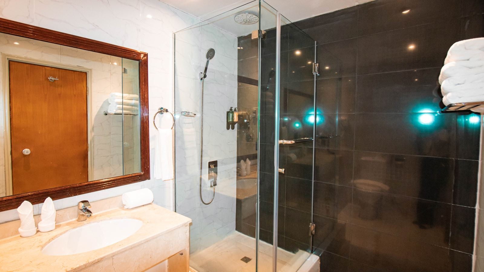 rooms-premium-room