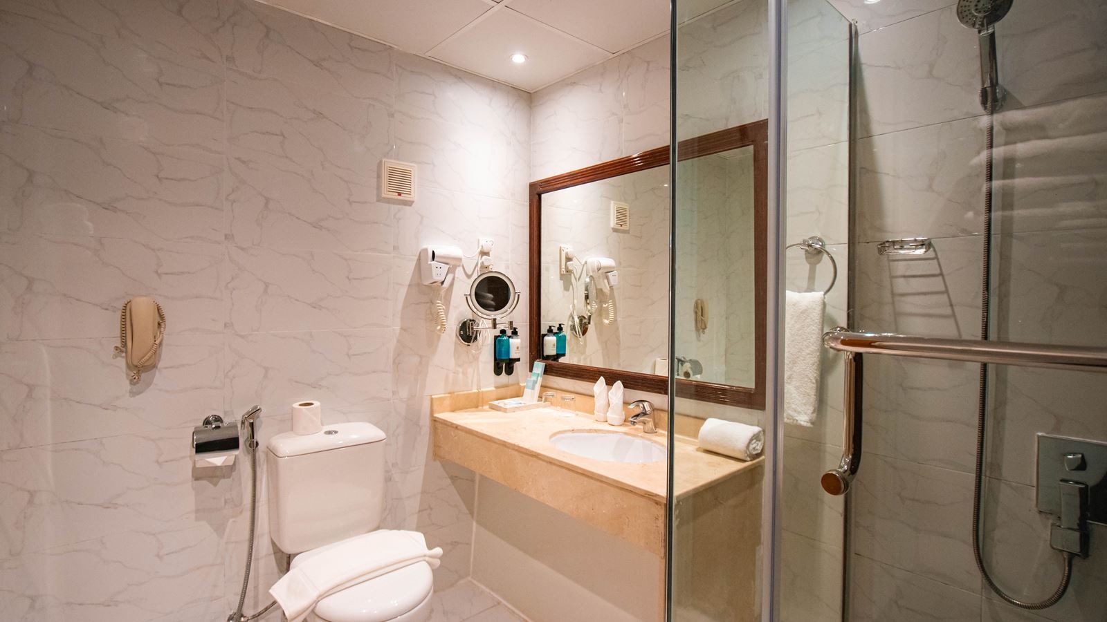 rooms-premium-room