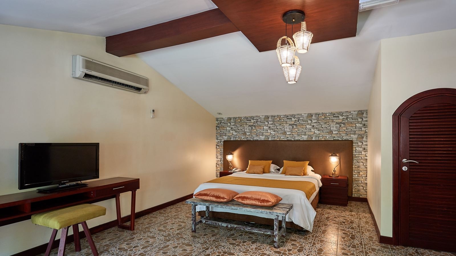 rooms-promo-room